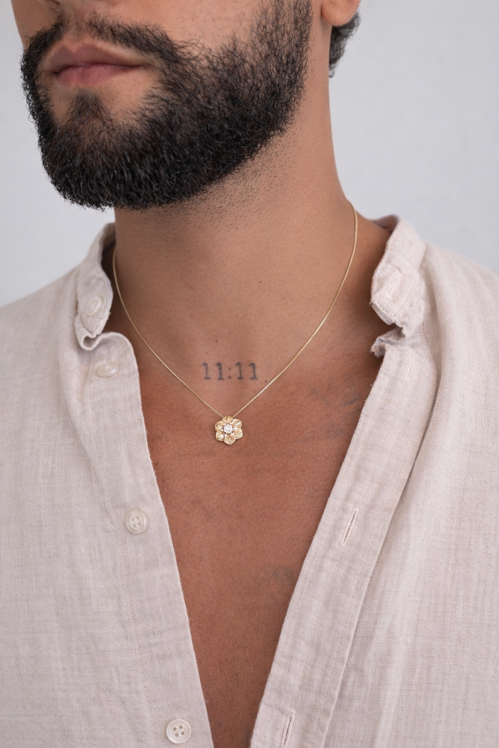 Le Collier nénuphar homme