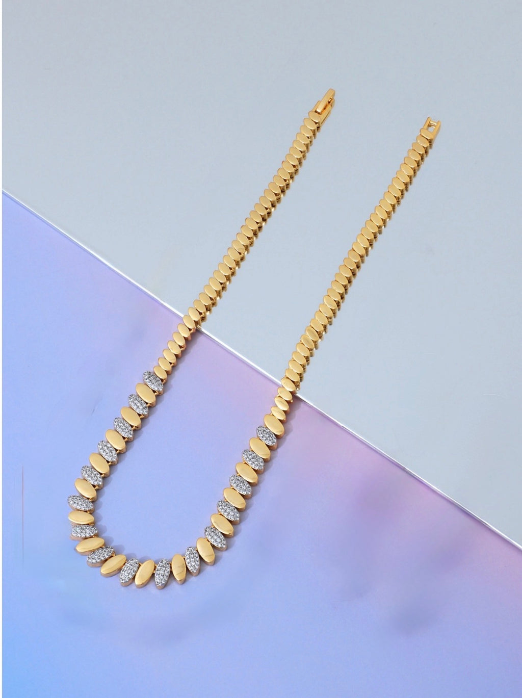 Le Collier domino